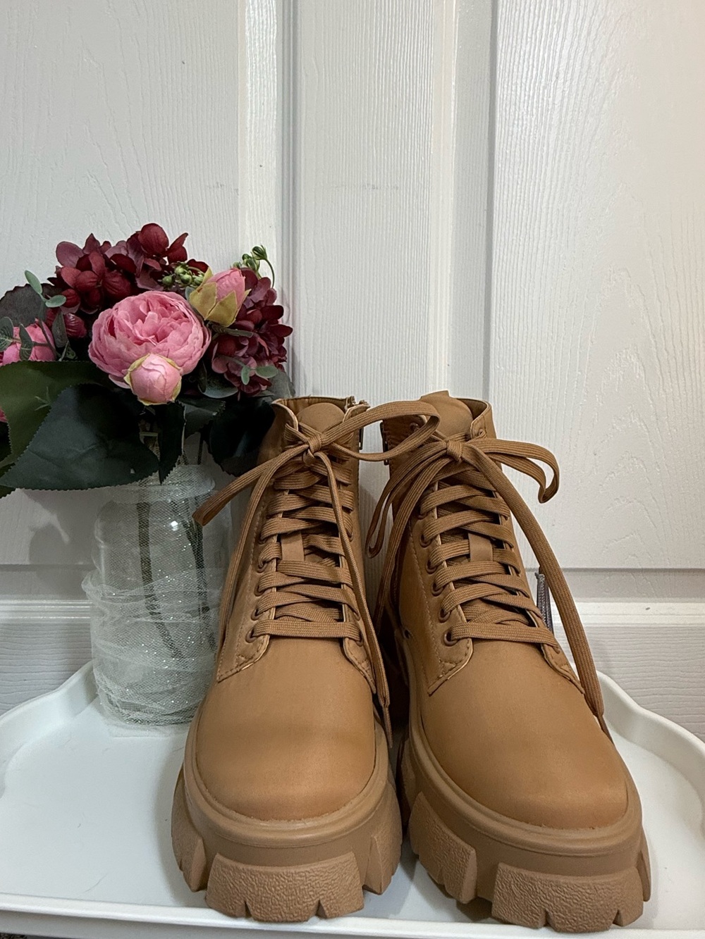 Steve Madden Women's Tan and Brown Tan platform boots